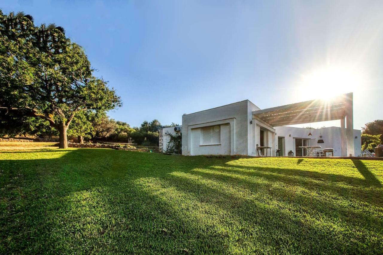Summer Villa In Porto Rafti Exterior photo