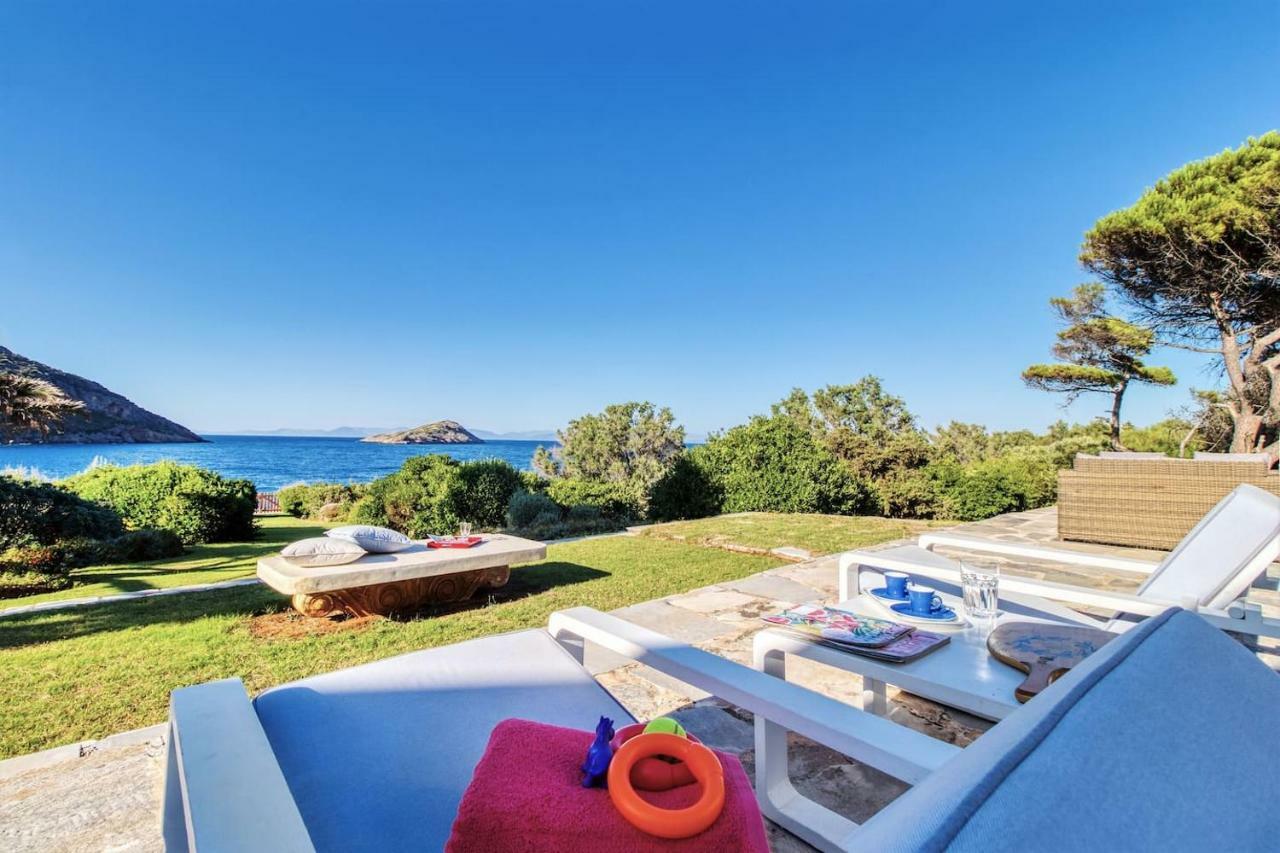 Summer Villa In Porto Rafti Exterior photo
